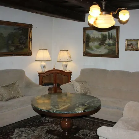 Ferienhaus Balatonhomes ~ Patakmenti Szallas *